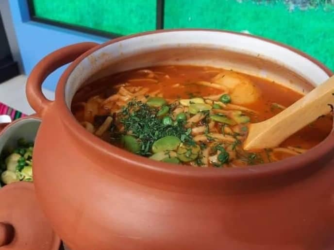 fideos uchu receta casera